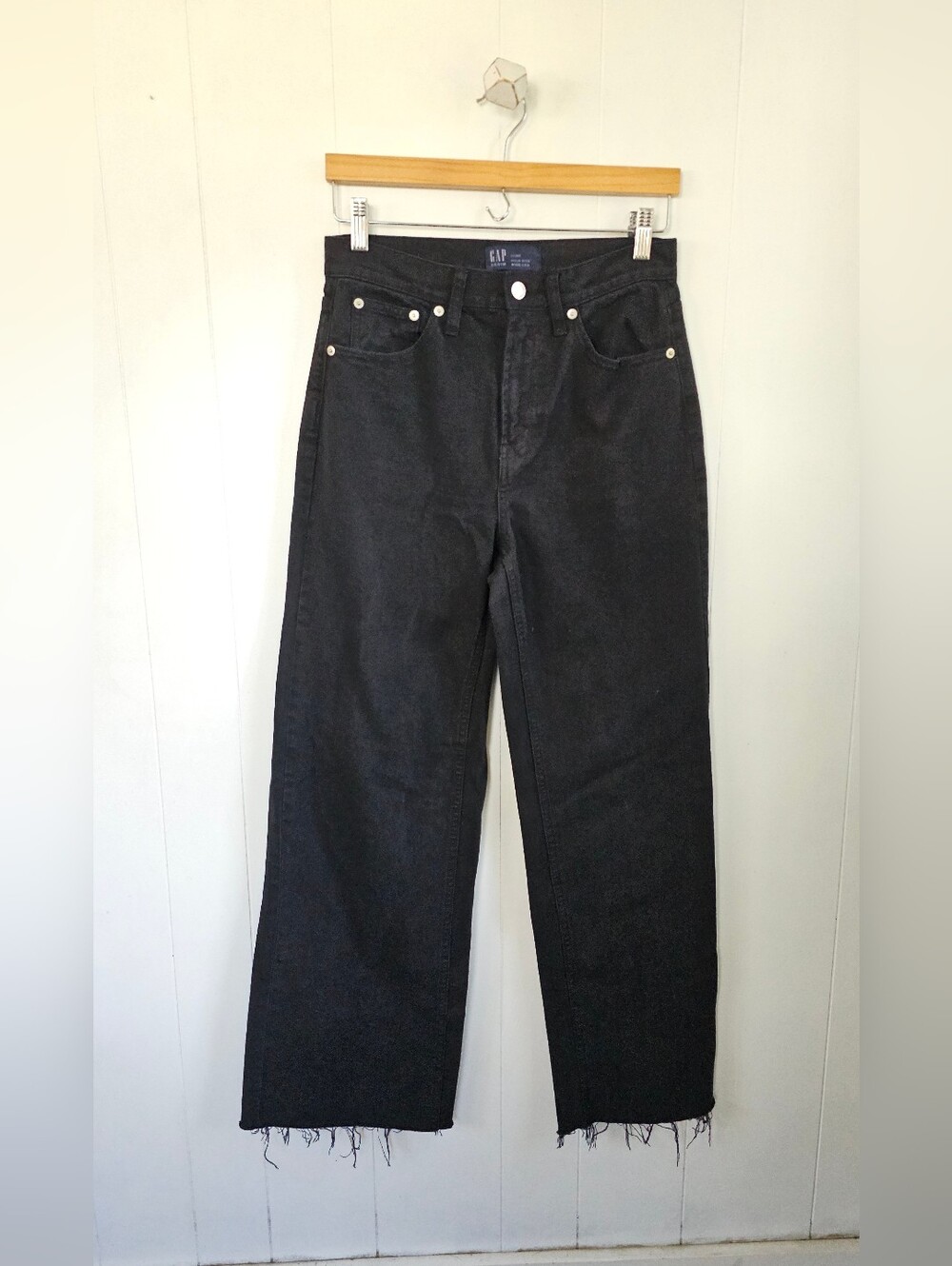 GAP High-Rise Wide-Leg Jeans